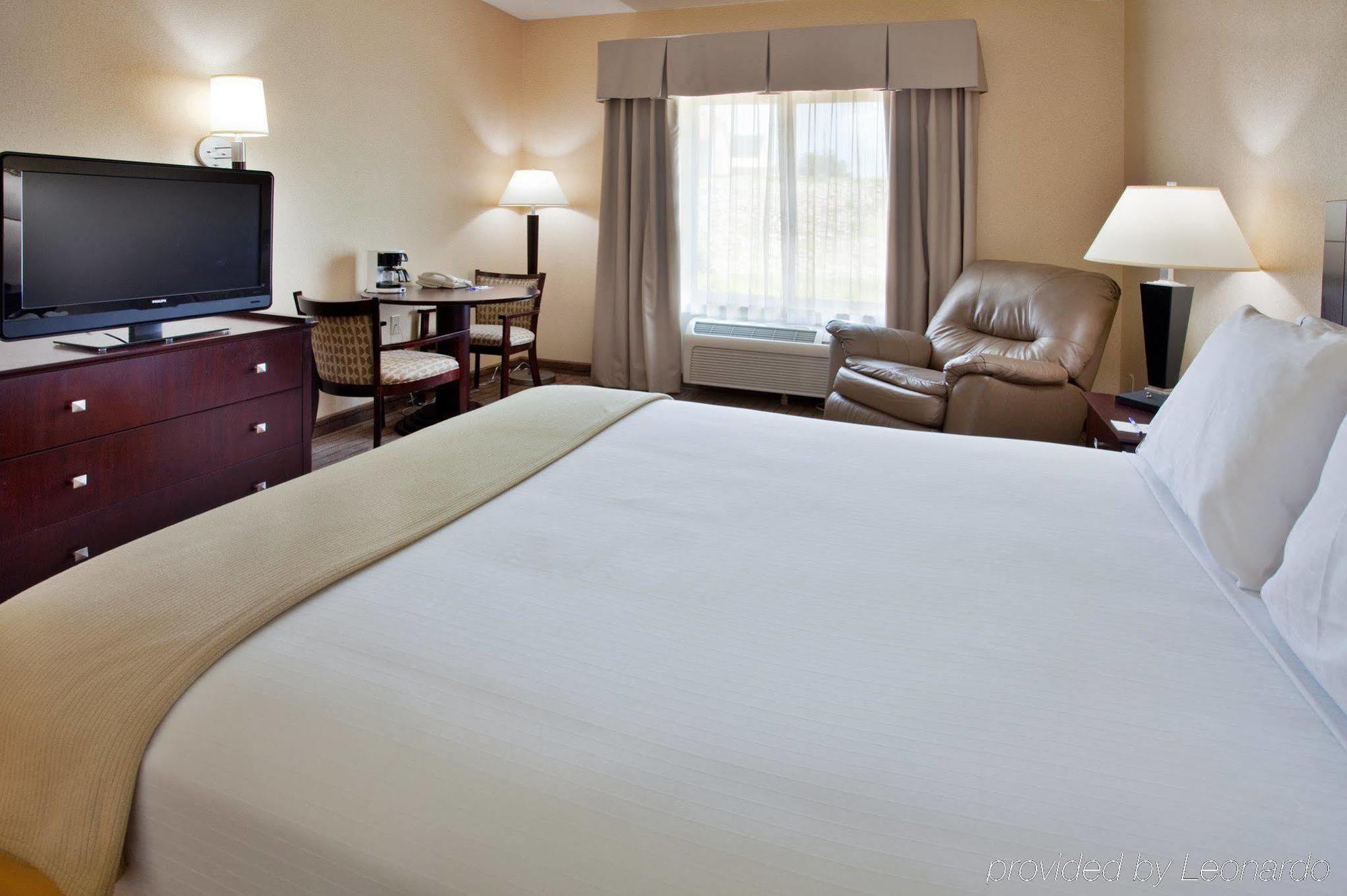 Comfort Inn & Suites - Hannibal Quarto foto